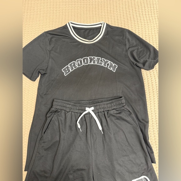 SHEIN Black Men's Athletic Shorts set - Picture 2 of 3